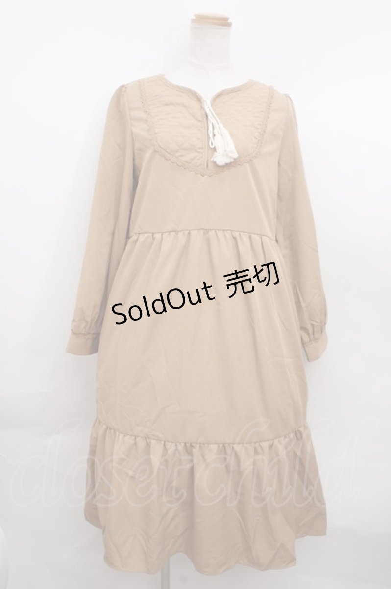 画像1: 【SALE】axes femme / キルティングブロッキングワンピース F キャメル Y-23-12-08-112-AX-OP-SZ-ZT207 (1)