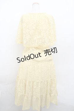 画像2: 【SALE】axes femme / ケープ風レースティアードワンピース F イエロー Y-23-12-17-146-AX-OP-SZ-ZT352