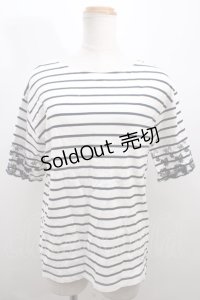 axes femme / 袖刺繍ボーダーTシャツ M 生成り Y-23-12-29-030-AX-TS-SZ-ZT393