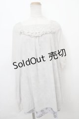 axes femme / リリー柄重ね着風チュニック M グレー Y-24-02-20-056-AX-OP-SZ-ZT259