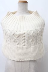 axes femme / ケーブル編みミニケープ M 生成り Y-24-03-10-057-AX-TO-SZ-ZT273