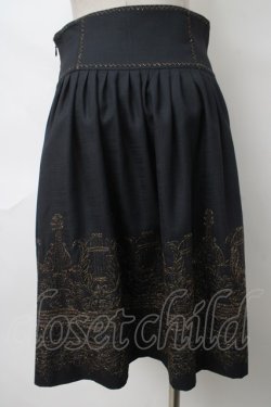 画像2: Jane Marple / holy strings embroideryスカート  紺 Y-24-04-07-204-JM-SK-AS-ZY