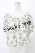 【SALE】axes femme / 花柄オフショルプルオーバー M キナリ Y-24-04-20-076-AX-TO-AS-ZT142