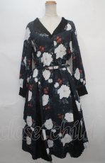 画像1: 【SALE】axes femme NOSTALGIE / 刺繍襟花柄ワンピース M 黒 Y-24-05-13-138-AX-OP-SZ-ZT112 (1)