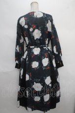 画像2: 【SALE】axes femme NOSTALGIE / 刺繍襟花柄ワンピース M 黒 Y-24-05-13-138-AX-OP-SZ-ZT112 (2)