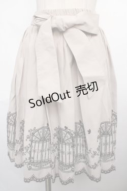 画像1: axes femme /窓柄刺繍入りミドルスカート  ベージュ Y-24-05-20-182-AX-SK-AS-ZT103