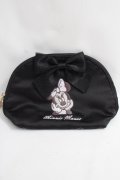 Maison de FLEUR / Minnie Mouse/ラウンドポーチ F ブラック Y-24-06-27-002-LO-ZA-SZ-ZT-K015