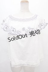 axes femme POETIQUE /  オフショルトップス  白 Y-24-07-17-048-AX-TO-AS-ZT370