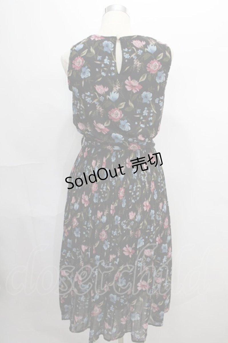 画像2: axes femme / 花柄シフォンプリーツワンピース M 黒 Y-24-08-04-176-AX-OP-SZ-ZT164 (2)