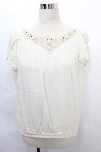 axes femme / レース使いブラウス M キナリ Y-24-08-10-065-AX-BL-SZ-ZT248