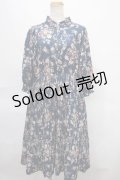 axes femme / シャビーシックフラワー柄ワンピース  紺 Y-24-09-02-072-AX-OP-AS-ZI