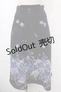 axes femme / ドライフラワー柄スカート  黒 Y-24-10-31-159-AX-SK-SZ-ZT419