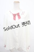 axes femme kawaii / お菓子刺繍ブラウス  キナリ Y-24-11-12-019-AX-BL-SZ-OS