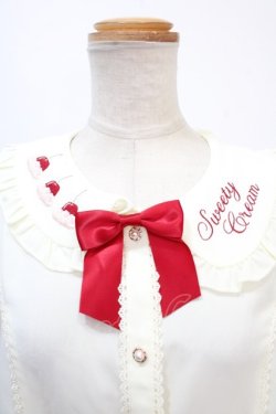 画像3: axes femme kawaii / お菓子刺繍ブラウス  キナリ Y-24-11-12-019-AX-BL-SZ-OS