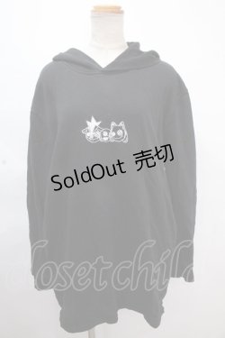 画像1: NieR Clothing / NieRちゃん刺繍プルパーカー  黒 Y-24-11-18-127-PU-TO-SZ-ZT316
