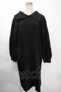 axes femme / 襟デザインニットワンピース F 黒 Y-24-11-30-126-AX-OP-SZ-OS