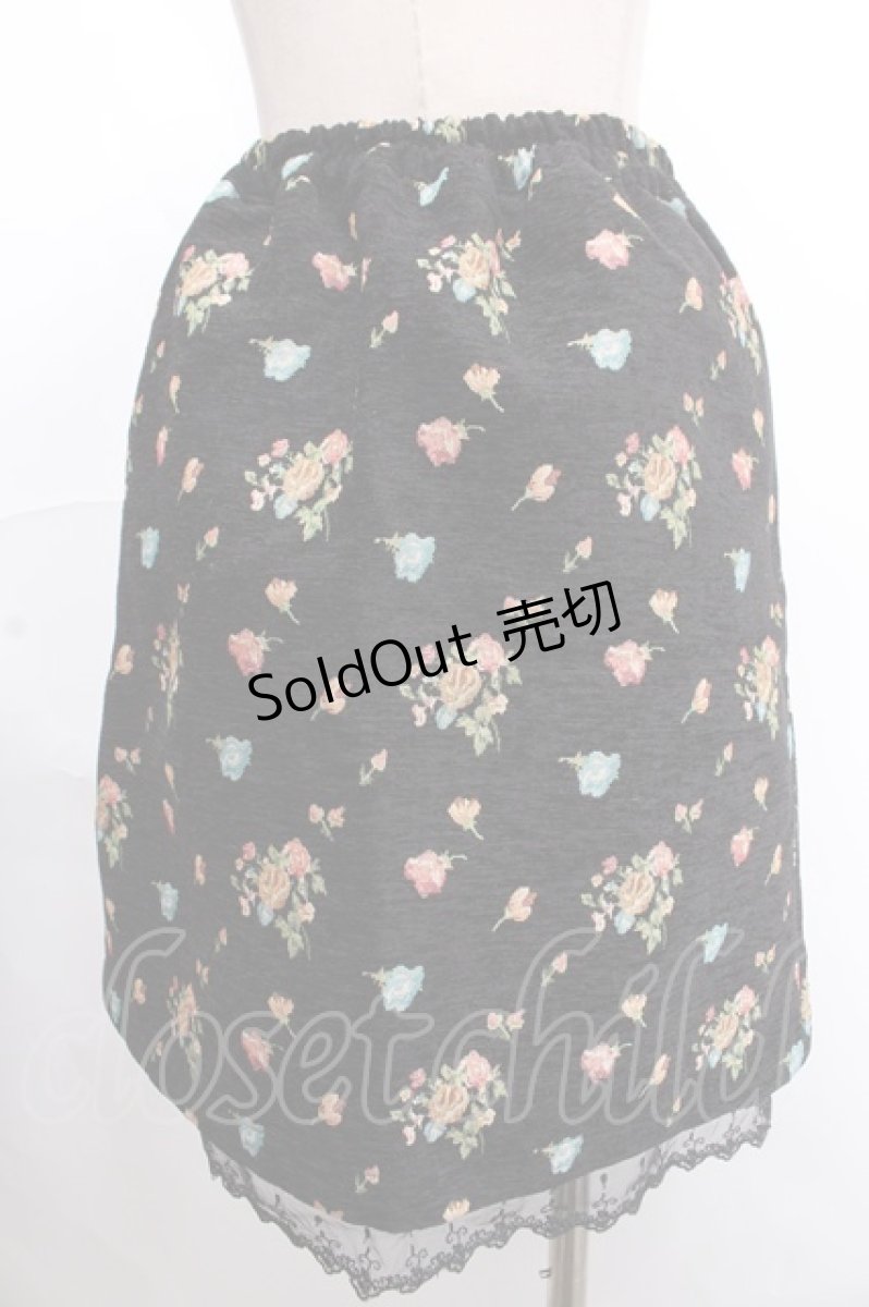 画像2: 【SALE】axes femme POETIQUE /フラワー刺繍ミニスカート  黒 Y-24-11-30-166-AX-SK-AS-ZH (2)