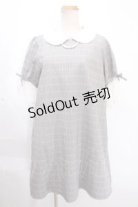 Amavel / パール付き袖口レースワンピ  グレー Y-24-12-09-096-CA-OP-SZ-ZS