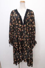 axes femme / 花柄フィッシュテールガウン  黒 Y-24-12-21-153-AX-TO-AS-ZI