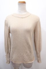 axes femme / ビジューニットインナープルオーバー M ゴールド Y-25-01-22-076-AX-TO-SZ-ZT347