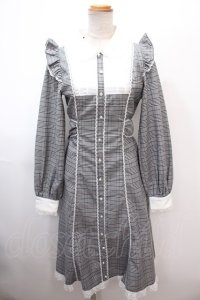 Honey Cinnamon / チェックワンピース  グレー Y-25-01-22-121-LO-OP-AS-ZT442