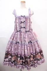 metamorphose / 【プラスサイズ】Happy Sewing Timeフリルジャンパースカート 2 ラベンダー Y-25-01-22-161-ME-OP-SZ-ZY
