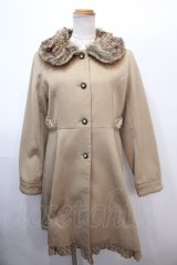 axes femme / ビジューボタンロングコート  ベージュ Y-25-01-30-078-AX-CO-AS-ZT-C033