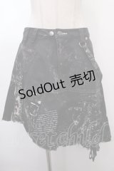 h.ANARCHY / ハーネス付き英字プリントデニムスカート  黒 Y-25-01-30-150-HN-SK-SZ-ZS