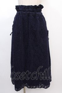 axes femme POETIQUE / サス付き起毛レーススカート  紺 Y-25-02-05-028-AX-SK-SZ-ZT052