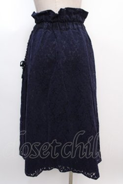 画像2: axes femme POETIQUE / サス付き起毛レーススカート  紺 Y-25-02-05-028-AX-SK-SZ-ZT052