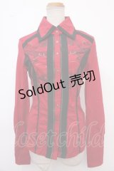 Ozz Croce /サイドメッシュデザインブラウス  赤ｘ黒 Y-25-02-09-017-OO-BL-AS-ZS