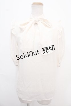 画像1: axes femme NOSTALGIE / バックリボン肩フリルブラウス  キナリ Y-25-02-13-062-AX-TO-SZ-OS