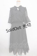 axes femme / シフォンフリルワンピース M 黒 Y-25-02-16-163-AX-OP-SZ-ZI