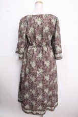 画像2: 【SALE】axes femme / ウォールオーナメント柄ワンピース M 茶 Y-25-02-16-183-AX-OP-SZ-ZT448 (2)