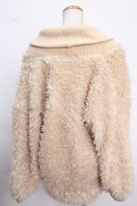 画像2: 【SALE】Fi.n.t / エコファーボリュームニットカーデ  ベージュ Y-25-02-16-230-CA-JA-SZ-ZT022 (2)