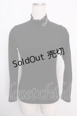 MILK / ロゴ刺繍ハイネックニット  ブラック Y-25-02-18-011-ML-TO-SZ-ZT425