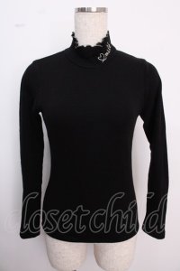 MILK / ロゴ刺繍ハイネックニット  ブラック Y-25-02-18-011-ML-TO-SZ-ZT425