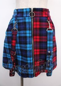 LISTEN FLAVOR / サスペンダー付きセンタージップスカート  レッド×ブルー Y-25-02-21-204-PU-SK-SZ-ZT029