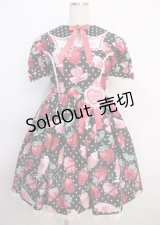 Angelic Pretty / Fresh Strawberry Dinerワンピース  黒 Y-25-02-26-038-AP-OP-SZ-ZY