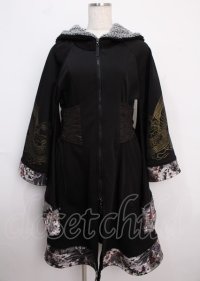 Qutie Frash / 着物袖ロングパーカー - 黒 Y-25-02-26-049-QU-JA-SZ-ZT325