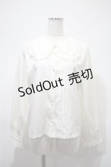 axes femme POETIQUE / レースデザインビッグ襟ブラウス  キナリ Y-25-02-27-056-AX-BL-SZ-ZY