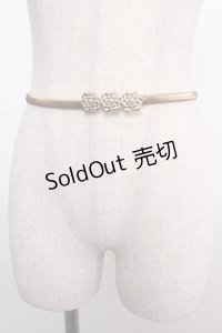 axes femme / 薔薇モチーフベルト  ゴールド Y-25-02-27-027-AX-PA-AS-ZY