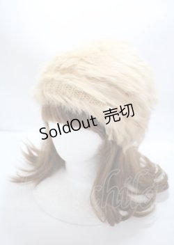 画像1: axes femme / カメオ付ファー帽子  ベージュ Y-25-03-04-018-AX-AC-SZ-ZT421