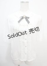 axes femme / カメオ×ジャボブローチ付ブラウス M 白 Y-25-03-07-004-AX-BL-SZ-ZY