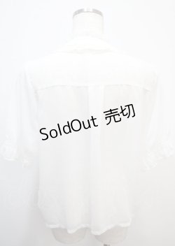 画像2: axes femme / カメオ×ジャボブローチ付ブラウス M 白 Y-25-03-07-004-AX-BL-SZ-ZY