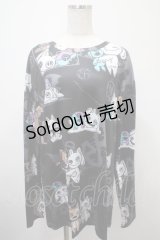 NieR Clothing / 総柄プリントロンT F 黒 Y-25-03-10-114-PU-TO-SZ-ZY