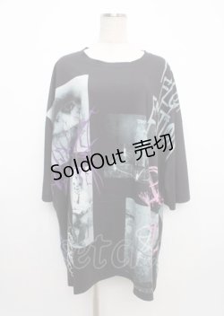 画像1: REFLEM / ランダムキャプチャースーパーBIGTシャツ F ブラック Y-25-03-11-017-PU-TS-SZ-ZY