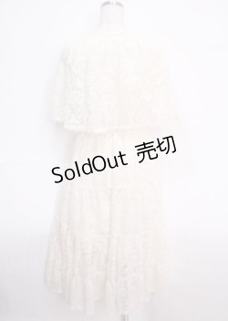 画像2: axes femme / ケープ風レースティアードワンピース F 生成り Y-25-03-14-085-AX-OP-SZ-OS