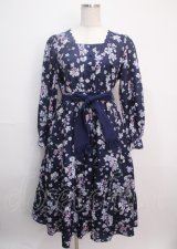axes femme / 桜柄ティアードワンピース M 紺 Y-25-03-14-110-AX-OP-SZ-OS
