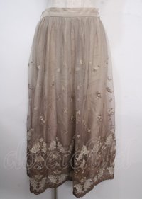 axes femme / グラデチュール刺繍スカート M キャメル Y-25-03-22-127-AX-SK-SZ-ZT126